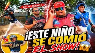 Thumbnail: 🚨 **¡ESTE NIÑO SE ROBÓ EL SHOW! 😱⚾ Hizo DE TODO… ¡Y LOS COACHES CASI EXPLOTAN! 🔥🤯
