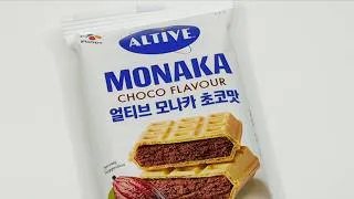 Thumbnail: Monaka Choco Flavour 🇰🇷🍫🍦 Korean Style Ice Cream Sandwich 80g