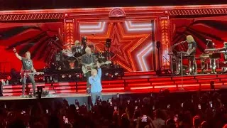 Thumbnail: Bon Jovi – Wanted Dead or Alive LIVE at Madison Square Garden | Forever Tour NYC 
