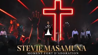 Thumbnail: Moment fort d’adoration - Stevie Masamuna 