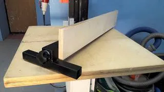 Thumbnail: Stop Using Inaccurate Fences! Build This Rock-Solid T-Square Fence From Scrap