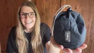 Thumbnail: This tiny pouch is surprisingly awesome