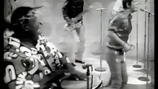 Thumbnail: Eric Burdon & War on The Della Reese Show (Live, circa 1969) ♥♫