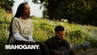 Thumbnail: Nia Smith performs High for Mahogany Sessions