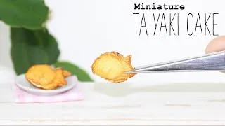 Thumbnail: Miniature Polymer Clay Taiyaki Cakes || Maive Ferrando