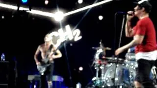 Thumbnail: Red Hot Chilli Peppers-Otherside-Toronto.MPG