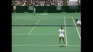 Thumbnail: Manuela Maleeva vs Pam Shriver Gunze World Cup 1987