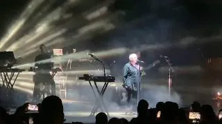 Thumbnail: Massive Attack “Teardrop” (w/ Liz Fraser) live in San Diego (9/1/19)