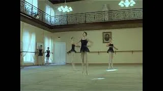 Thumbnail: Diagonal of pirouettes