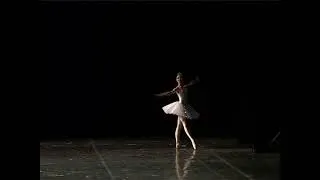Thumbnail: Gamzatti variation, Vaganova Prix 2006 Maria Chugai