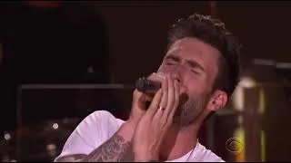Thumbnail: Maroon 5 - Happy Christmas/War is Over (Live 2014)