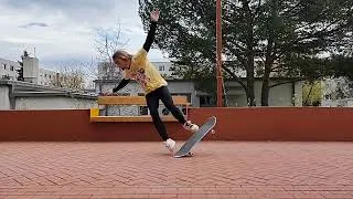 Thumbnail: Nose manual pivot to switch manual