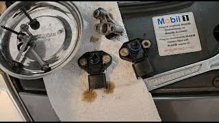 Thumbnail: Porsche Cayenne S (GTS) 957 V8 Oil Pressure Sender replacement