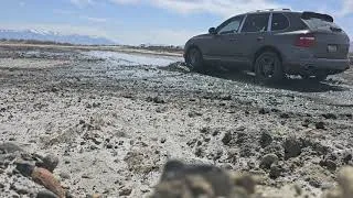 Thumbnail: Stock Porsche Cayenne S in the mud