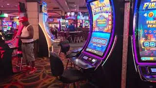 Thumbnail: Silver Sevens  Casino Walk Thru
