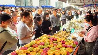 Thumbnail: What Do Locals Eat in Chongqing, China? Inside a Packed Neighborhood Market