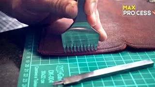 Thumbnail: Process of making a handbag by a master tanner from natural leather