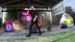 Thumbnail: Dunkelsucht - THIS IS F.CKING MAINSTREAM (Live beim BLACK LOWER CASTLE Festival 2026)