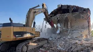 Thumbnail: Demolishing An Old Building With A Caterpillar 365C Hammer Excavator - Sotiriadis/Labrianidis