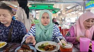 Thumbnail: We Took Our Parents on a Slow Travel Through Malaysia 🇲🇾