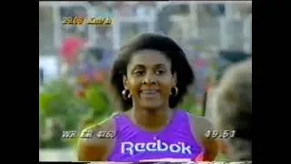 Thumbnail: 400m Marie-José Pérec goes out fast to command the first three fourths, yet 'rookie' Gwen Torrence;