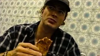 Thumbnail: Dave Mustaine reacts to New York pizza