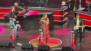 Thumbnail: Lady A sings “Bartender”