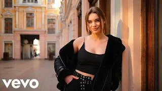 Thumbnail: Eurythmics - Sweet Dreams (Nightwhisper & Mia Flower Remix) [Long Version]