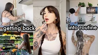 Thumbnail: getting back into routine | workouts, meal prep, 5AM mornings, organizing my apartment