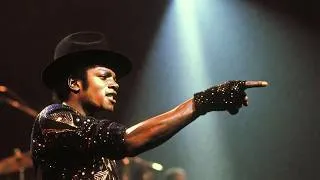 Thumbnail: Michael Jackson Discovered Someone In His Studio Was Selling His Unreleased Music