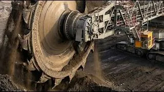 Thumbnail: THIS $100 Million Dollar Machine Can Erase Mountains in Days