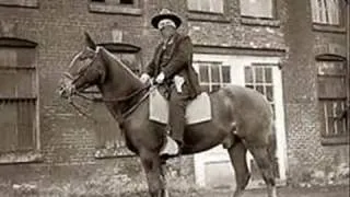 Thumbnail: Molly Hatchet - Bounty Hunter