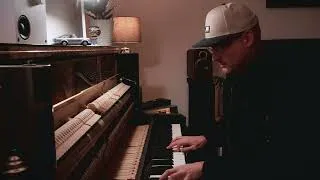 Thumbnail: Recording an upright piano with a single SM57 sounds amazing