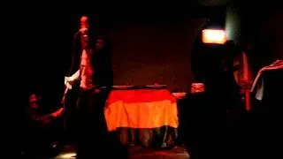 Thumbnail: Junior Dread - Vida na Prisão (Urbanus 2011)