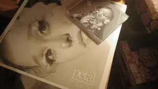 Thumbnail: Ariana Grande Petal opening and reactions.