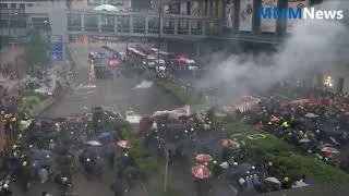 Thumbnail: World news | Hong Kong police fire live shots and water cannon