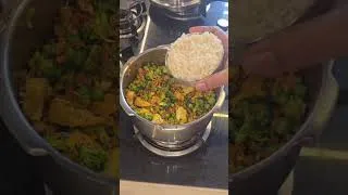 Thumbnail: Protein-Packed Pulao | सब्जियों और स्प्राउट्स से बना हाई प्रोटीन पुलाव | बिना झंझट झटपट डिनर रेसिपी
