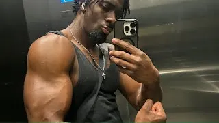 Thumbnail: Women ADMIT They Love Physically Fit Men