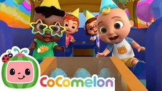 Thumbnail: Birthday Cupcakes 🧁🧁 Wheels On The Bus! CoComelon 🚌 Nursery Rhymes for Kids