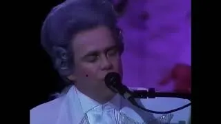 Thumbnail: Elton John - Cold As Christmas (Sydney Entertainment Center 1986)