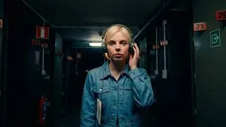 Thumbnail: The girl has a brilliant mind to solve mysterious cases.
