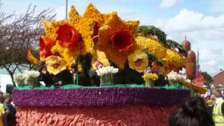 Thumbnail: Spalding Flower Festival and Parade May 2013