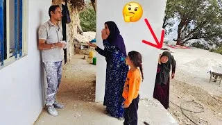 Thumbnail: Farang is keeping an eye on Maryam; Maryam is looking for a way to escape.