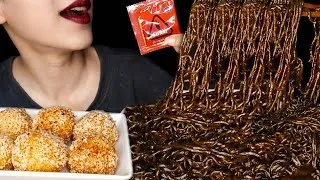 Thumbnail: GHOST PEPPER NOODLES EATING CHALLENGE, FRIED RICE BALLS | EATING SHOW | MUKBANG COCO #foryou 