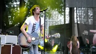 Thumbnail: Boys Like Girls - Two Is Better Than One @ the Bamboozle RoadShow (Arlington, Texas)