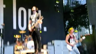 Thumbnail: All Time Low - Damned If I Do Ya, Damned If I Don't @ the Bamboozle RoadShow (Arlington, Texas)