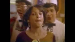 Thumbnail: Rochelle Kutee Lander gettin' down