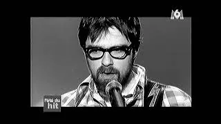 Thumbnail: WEEZER - Island In The Sun ('Hit Machine' French TV)