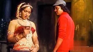 Thumbnail: മരിക്കുന്നതിന് മുൻപ്പ് എനിക്ക് ഒരു ആഗ്രഹമുണ്ട്.. | Old Movie Clip | Malayalam Movie Scene