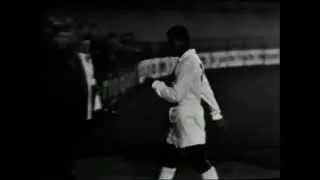 Thumbnail: 17/10/1962 Friendly Santos 5 X 2 Racing Paris (only 2nd half)